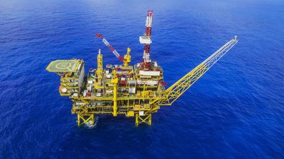 1698918729647625.jpg 1、海南文昌海上采油平臺.jpg